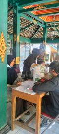 Penyaluran Bantuan Beras